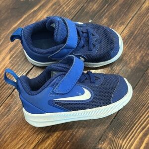 Nike Blue Velcro Strap Sneakers for Comfort and Style